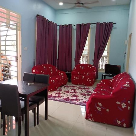 Bj Villa Homestay Куала-Тренгану Екстер'єр фото