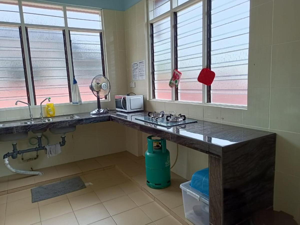 Bj Villa Homestay Куала-Тренгану Екстер'єр фото